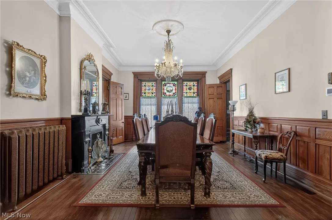 Dining room at the Thomas H. Russell House